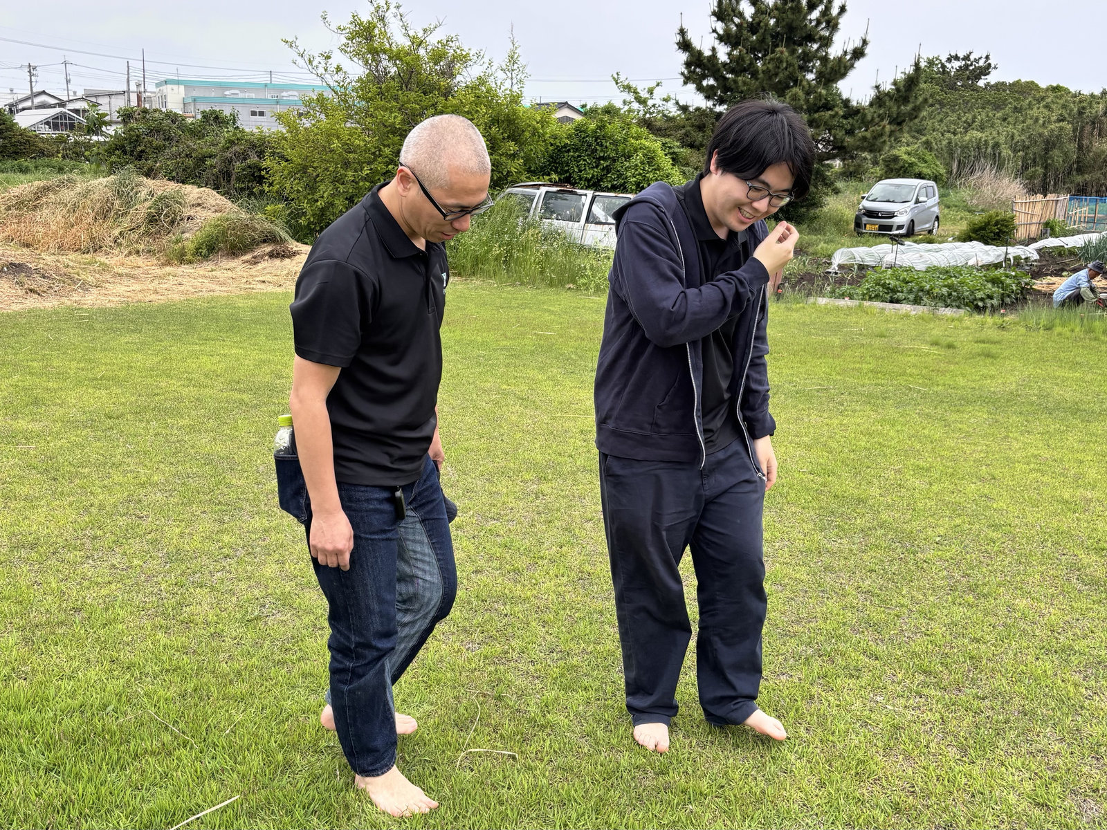 Scene from the business trip: walking barefoot on the turf and feeling a connection to the earth.